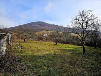 Na predaj 5-izbový rodinný dom s  rozľahlým pozemkom 2158 m2 - 4