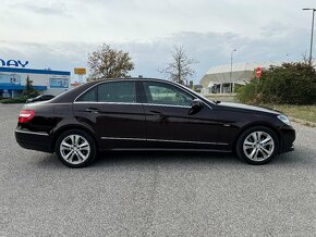 Mercedes E350D 4MATIC - 4