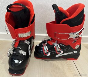 Lyziarky NORDICA SPEEDMACHINE J 3 - 4