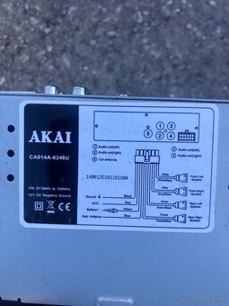 Autorádio AKAI - 4