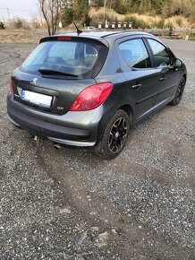 Peugeot 207 1.6HDi - 4