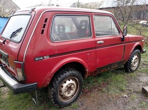 Lada Niva - 4