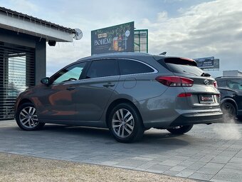 Hyundai i30 CW 1.6 CRDi M6, r.v.: 2021 - 4