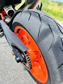 Predam KTM DUKE 890 R, kupena v SR - 4