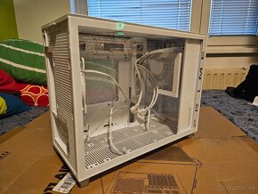 PC skrinka ASUS Prime AP201 biela so sklenenou bocnicou - 4