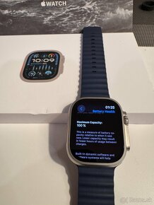 Apple Watch Ultra 2 49 mm titánové puzdro s modrým oceánskym - 4