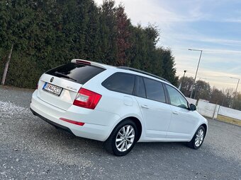 Škoda Octavia Combi 1.6 TDI Elegance DSG - 4