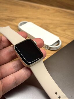 Apple Watch SE 2 (2024) 40mm Starlight - neaktivované - 4