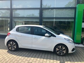 Peugeot 208 1.6 HDI 55kW 130tis. km - 4