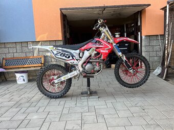 Honda CRF450R - 4