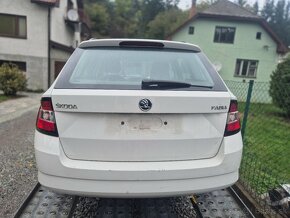 Rozpredám na náhradné diely Škoda Fabia 3 biela combi - 4