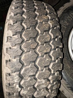 Originál jeep disky + pneu technic Tracker II 31/10.50R15 - 4