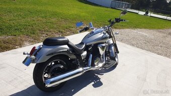 Yamaha vstar950 - 4