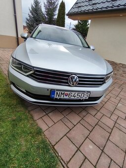 Volkswagen Passat - 4