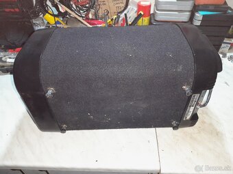 Kenwood subwoofer - 4