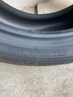 Zimné pneu Dunlop 235/50 r18 - 4