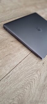 Predám notebook Huawei MateBook 13 – TOP stav - 4