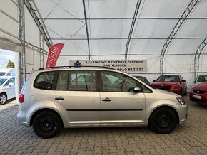 Volkswagen Touran 1.6 TDI Premium Trendline - 4