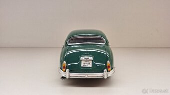 1:18 JAGUAR MARK II - 4