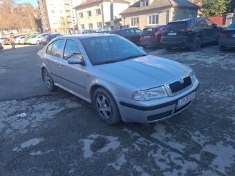 Ponúkam na predaj škoda octavia  1.6 75 kw r.v 2004 - 4