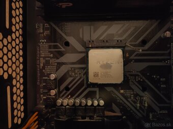 AMD Ryzen 5 2600 - 4