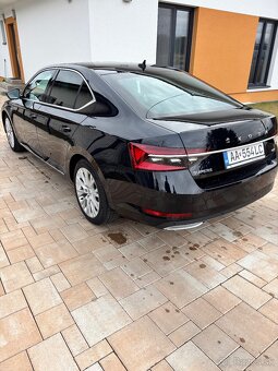 Predám škoda superb 2.0tdi 4x4 Laurin&Klement - 4