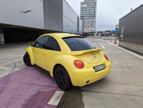 VW New Beetle 2.0 - 4