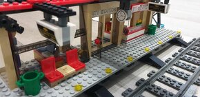 LEGO 60050 Vlak TRAIN station - 4