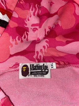 Bape pink hoodie - 4