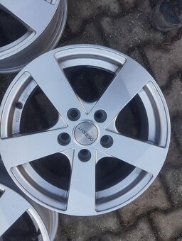 Toyota, KIA, Mazda, Hyund.renault16"5x114,3 hliníkové disky - 4