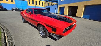 Ford Mustang MACH 1 - 4