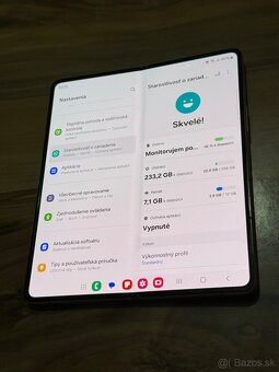 Predám Samsung Galaxy Z Fold 4 256GB Na telefóne sú malé - 4