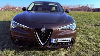 Alfa Romeo Stelvio lusso - 4