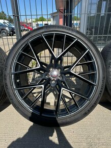 295/35 R23 Audi RSQ8 - 4