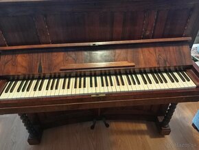 Pianino spred roku 1900 - 4