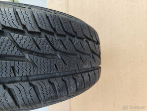 215 /65 r16 zimné pneu , dezén 7,5 mm - 4