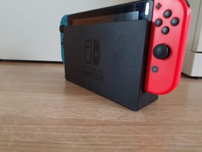 Nintendo switch + hra Super Mario Odyssey - 4