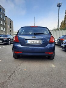 Kia Ceed - 4