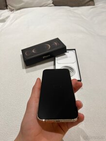 iPhone 12 Pro Max GOLD - SKVELÝ STAV - 4