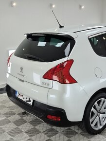 Peugeot 3008 Hybrid4 2.0 hdi TOP STAV - 4