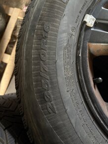 Nexen 235/70 R16 - 4