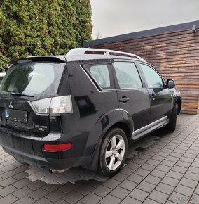 Mitsubishi Outlander XL 2.4 benzin 4x4 r.v 2010 top stav - 4