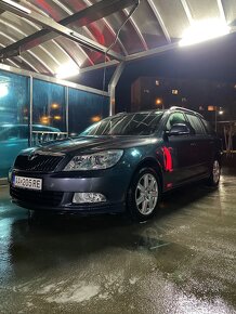 Škoda Octavia 2 2.0 TDi Sport Line - 4