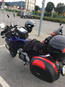 SUZUKI Vstrom DL 1000 - 4