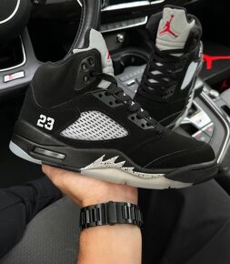 Nike Air Jordan 5 Retro - 4