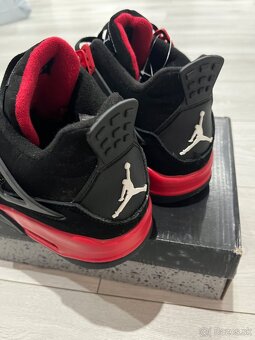 Jordan Thunder 4 - 4