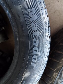 Matador Sibir Snow 215/60 R16 XL - 4