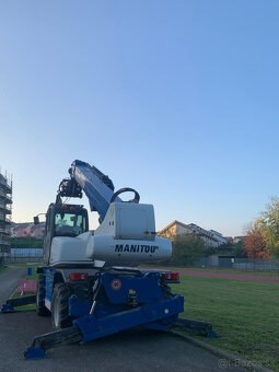 Otočný teleskopický manipulátor Manitou MRT2550 + Privilege - 4