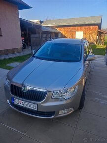 Škoda Superb - 4