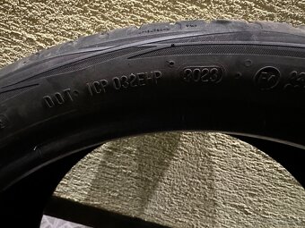 275/30 R20 letné - 4